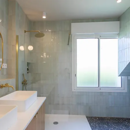 #54 Sea View 4 Bdr Ac 5mins To Port Bbq Вилла