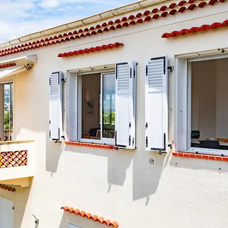 #54 Sea View 4 Bdr Ac 5mins To Port Bbq فيلة